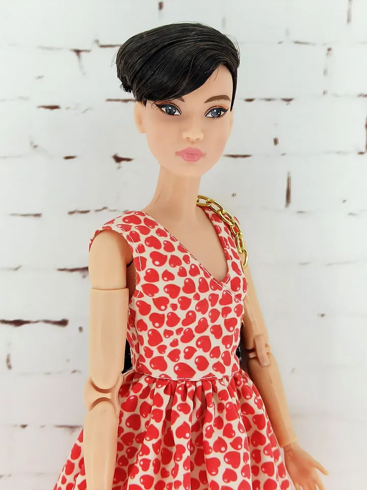 Summer dress with red hearts for Barbie Doll (Petit)