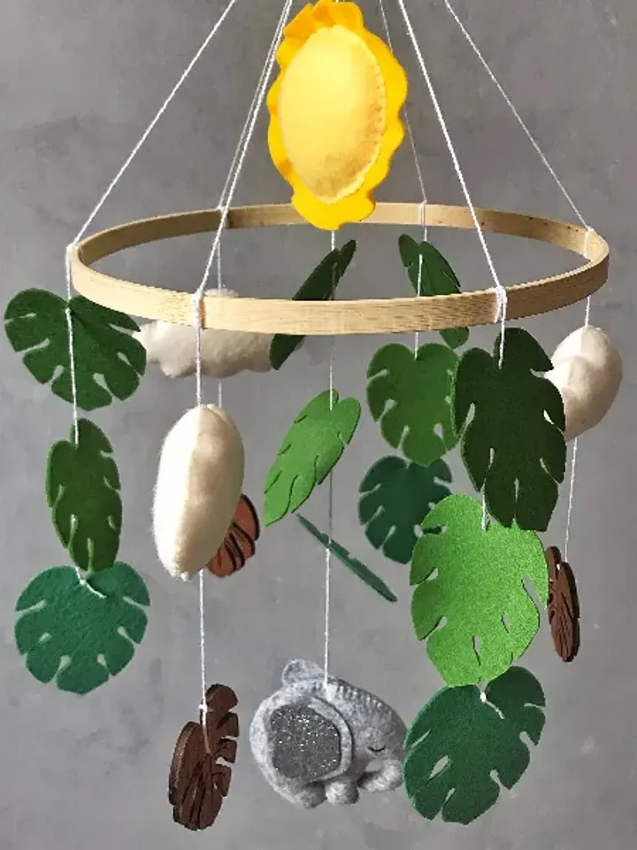 Elephant mobile for crib. Safari baby mobile. Jungle nursery decor. Safari baby shower gift
