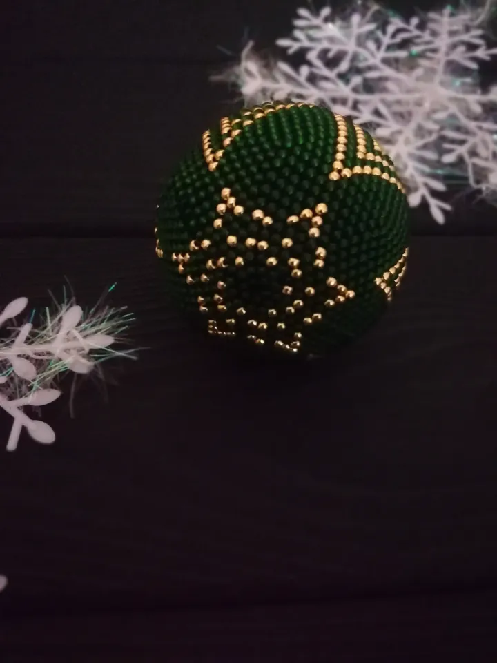 PATTERN Bead ball toy for Christmas tree , Ball toy for Christmas