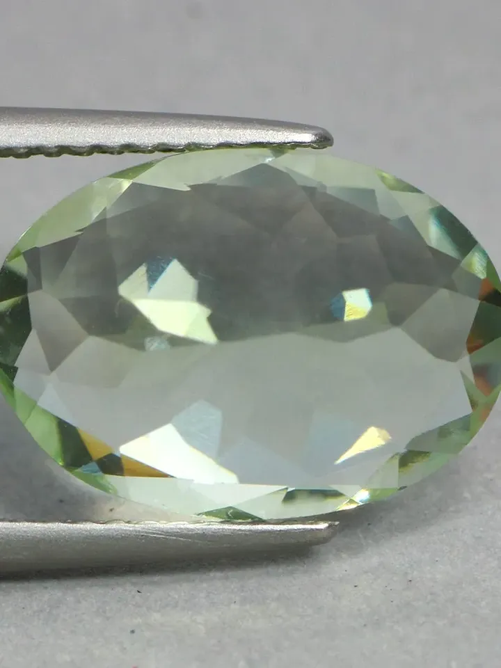 5.35 CT Gorgeous Rarest ! Unheated 100% Natural Best Green Amethyst From Brazil