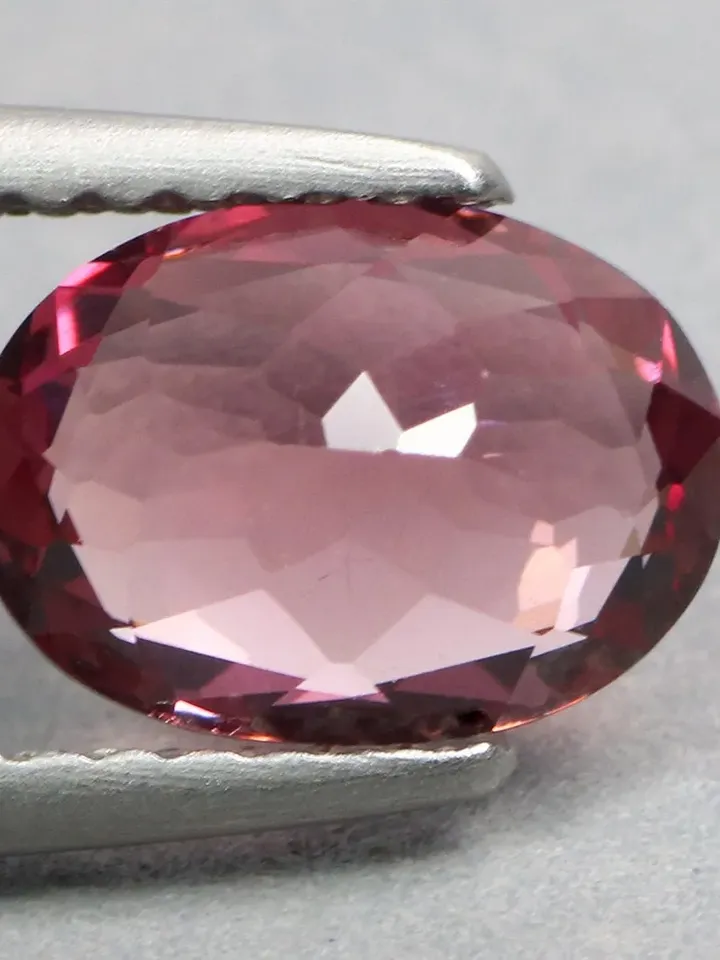 1.62 CT Lovely Pinkish Purple Color 100% Natural Malaya Garnet Tanzania