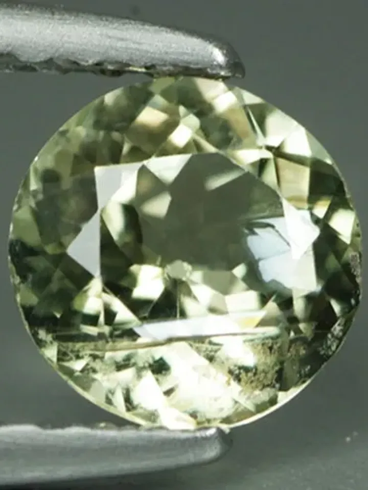 0.68 CT Extremely Rare Unheated 100% Natural Color Change Turkish Diaspore