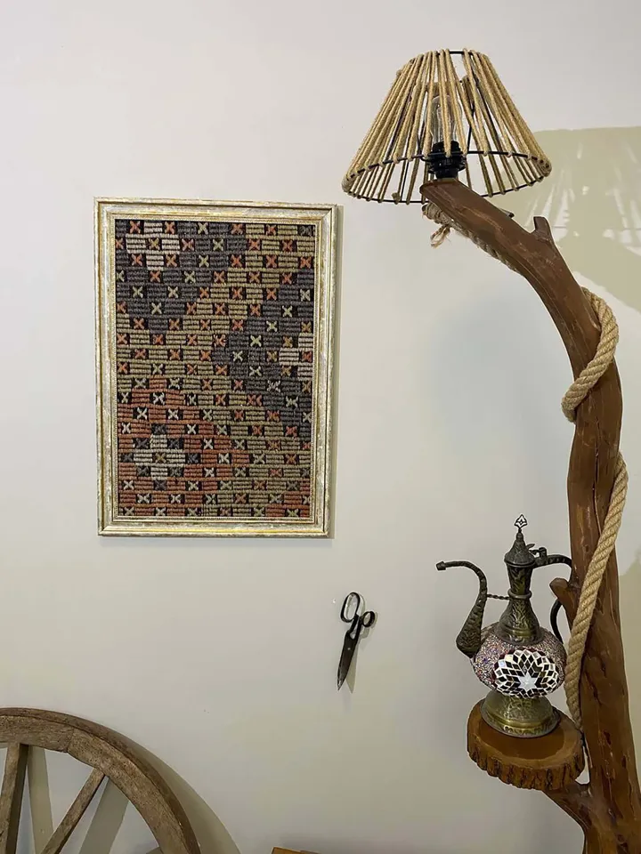 Hand-Woven Vintage Kilim Wall Hangings - Unique Home Decor - 50x70 cm - Boho Chic Woolen Art
