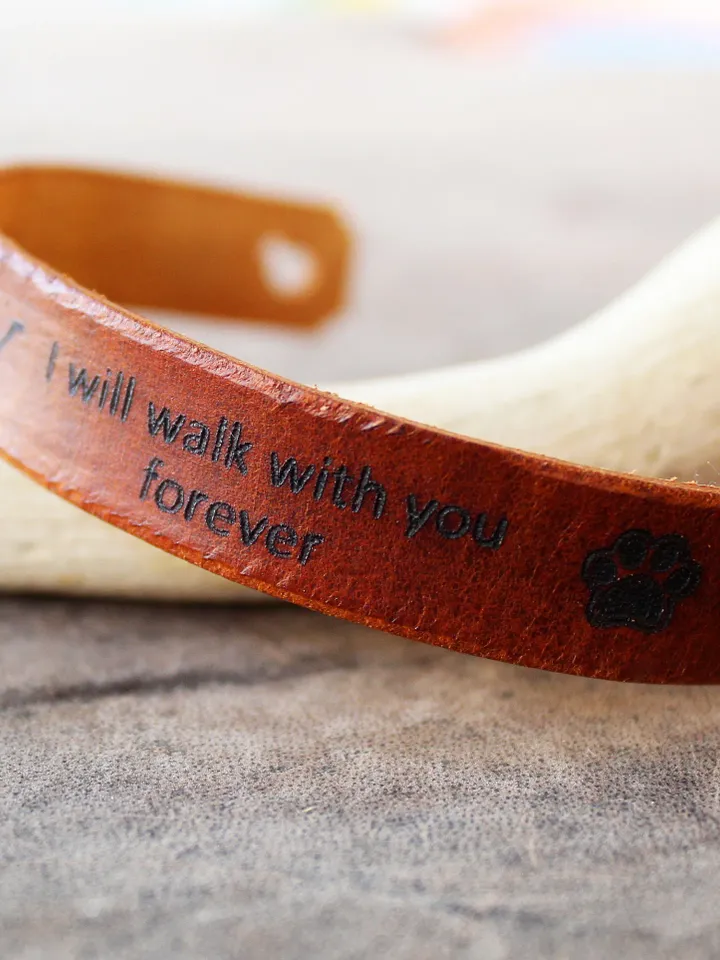 In Loving Memory, Personalized Leather Bracelet, Sympathy Gift, Memorial Pet Dog/Cat Remembrance Jewelry, Sympathy Gift, Dog Paw, Pet Loss