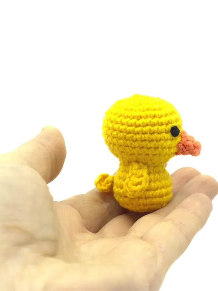Crochet pattern amigurumi chicks in egg shell, hatching eggs, hatching chicken pattern, Easter egg, Easter chick