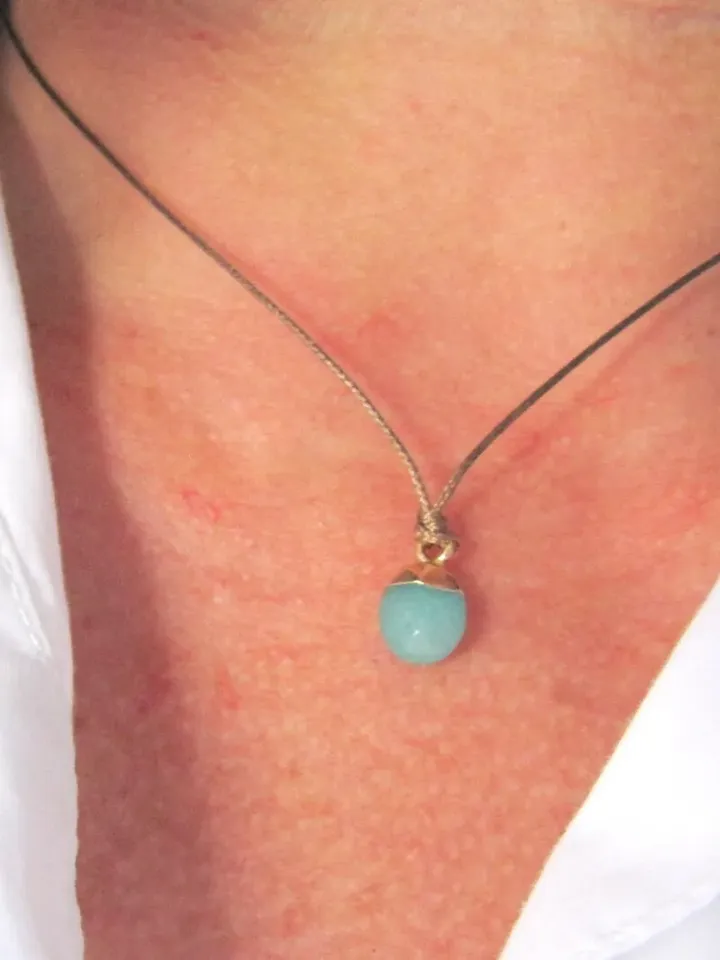 Necklace red jade natur stone pendant amazonite, Valentin gift, necklace natural stone, present for women, jewellry gift woman, pendant
