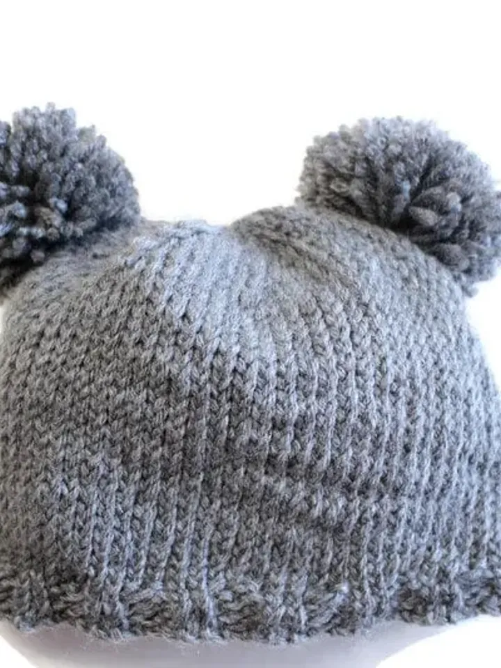 Double Pom Pom Beanie Hat, Pom Winter Beanie, Winter Accessories for Boys and Girls, Gifts for Her, Fur Fluffy Pom-Poms, Unisex Knit Beanie
