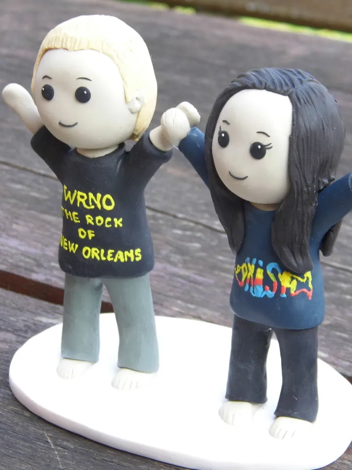 Rock And Roll Bride Groom Wedding Cake Topper, Bride Groom Figurine, Wedding Gift For Couple, Personalized Wedding Cake topper, Custom Gift