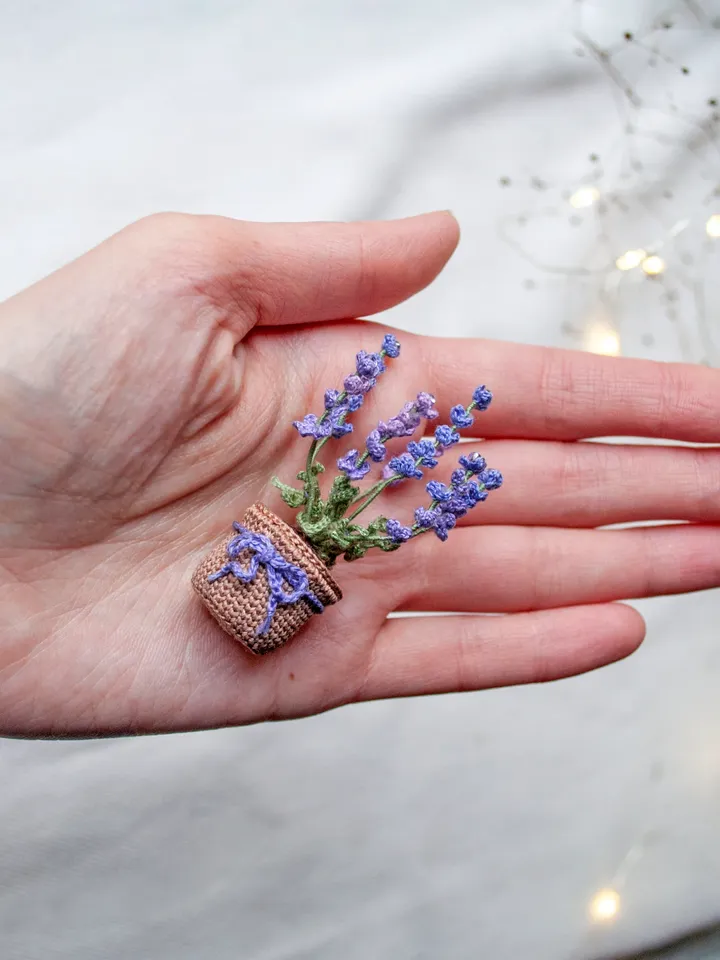 Miniature lavender in a pot, Tiny crochet Lavender, Lavender bouquet, Mini plant pot, Small Violet flower, Fake lavender