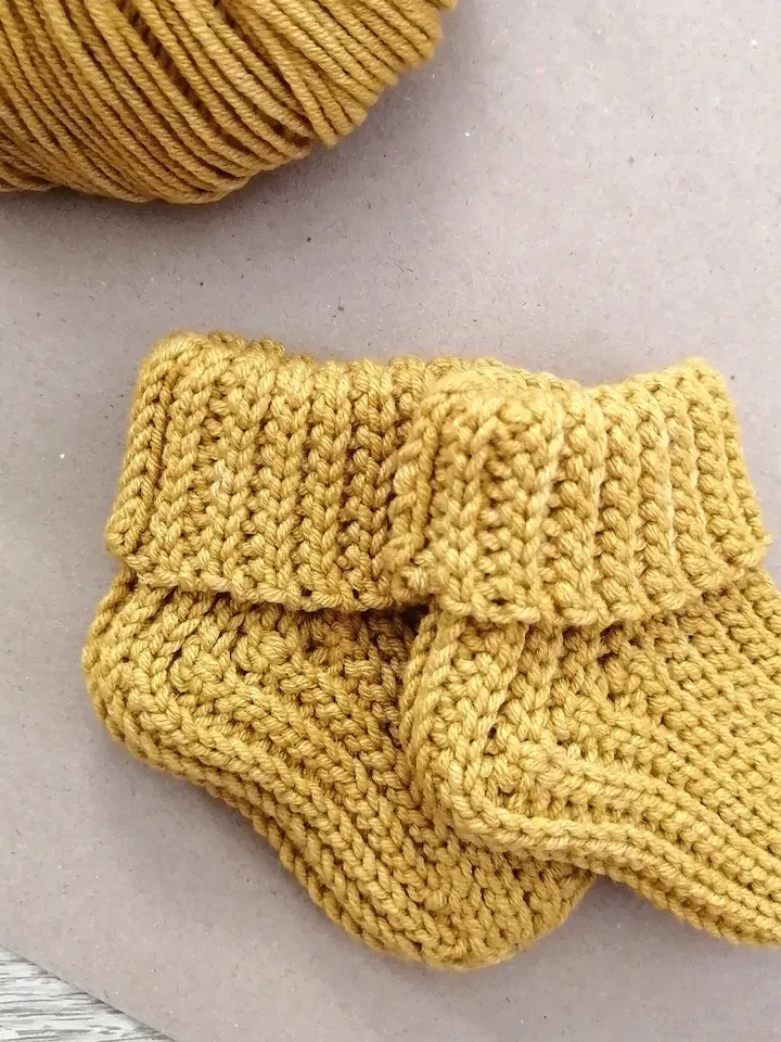 3 Pairs Newborn and Preemie Socks Handmade socks Hand knit gift Unisex baby socks Baby shower socks Gifts For New Dads