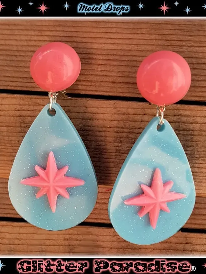 Motel Drop Deluxe - Starlite Earrings - Retro Star Jewelry - Stars - 50s Motel Style - Mid-Century Modern Drop Earrings - Glitter Paradise®