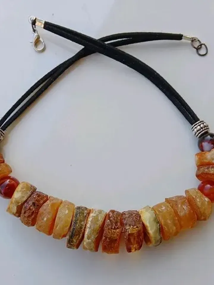 Raw Baltic Amber Necklace Healing Amber Jewelry for Women Choker Beads Necklace adult Black Velvet Cord health, thyroid