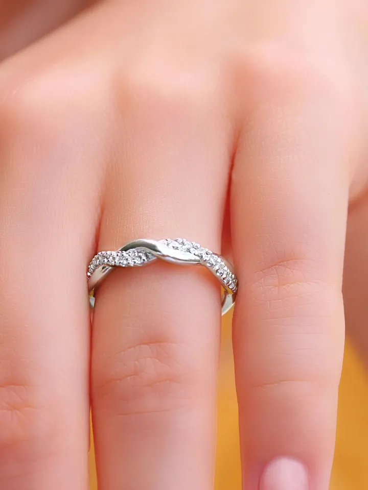 TWIST DIAMOND RING | Moissanite Diamond Mobius Wedding Ring Band | 14k Gold Spiral Ring Band | Women Birthday Gift | Minimalist Gold Ring
