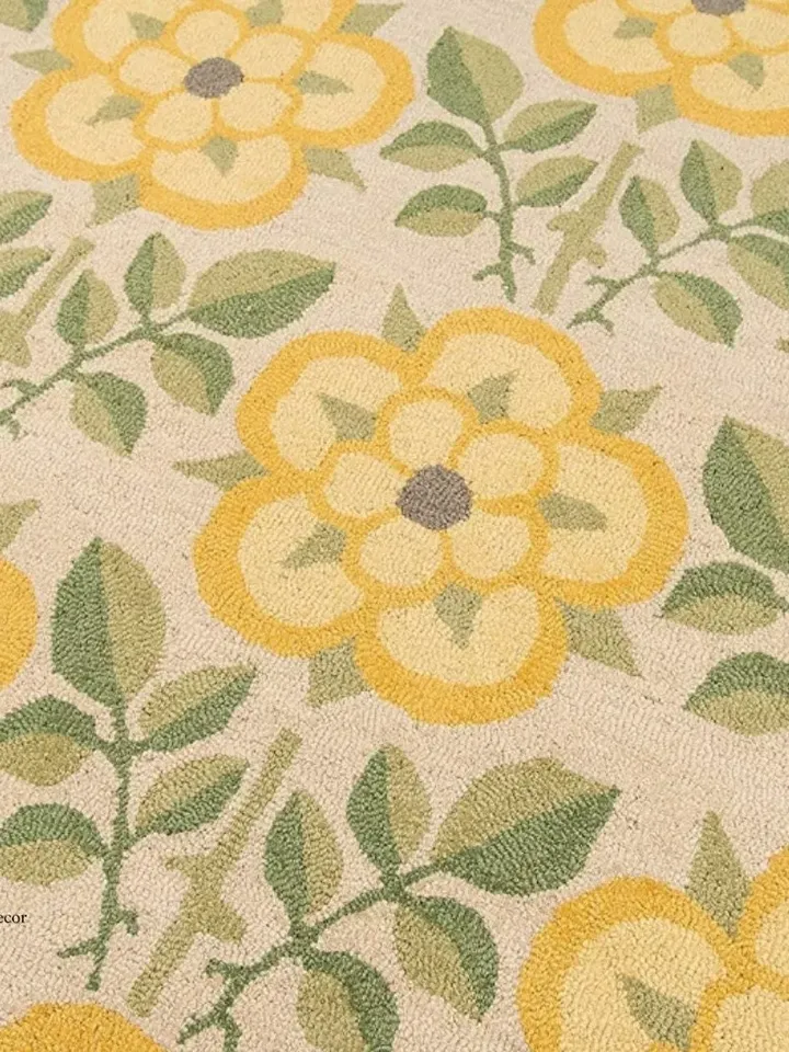 Modern Look Hand Tufted Area Rug 100% Woolen High Low Rug For Hall Kitchen Living Room Kids Room Dining Room Rug Yellow Flower Rug/Christmas