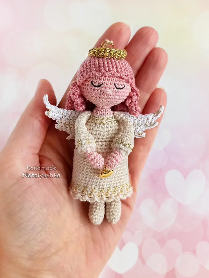 White Angel with heart, Keychain, Little crochet guardian Angel, Valentine day gift, Nursery decor