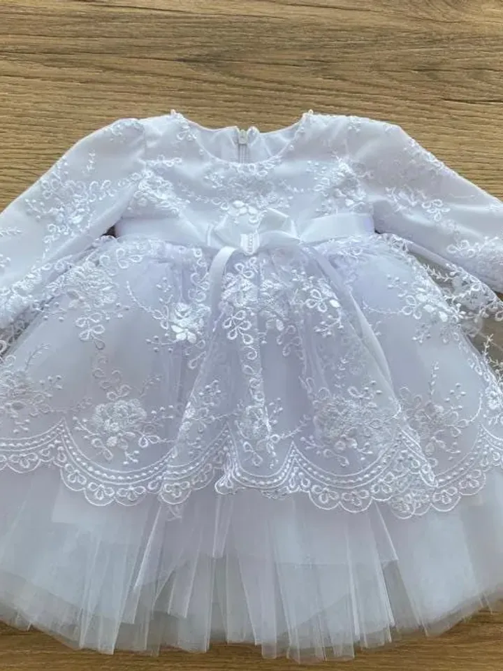 White dress with lace, pearls and tulle, bonnet, panties and shoes for baby girl. Baptism outfit. Christening gown for girl.