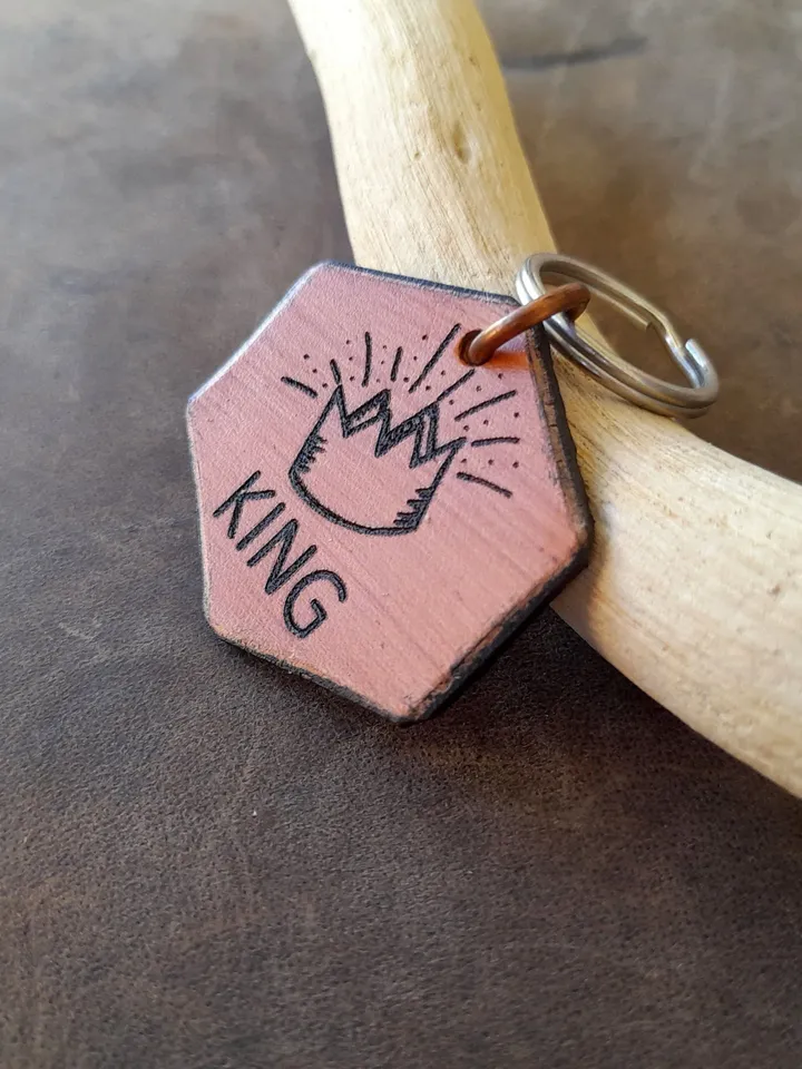 Personalized Dog ID Tag with Crown Design, King/Queen Pet Tag, Waterproof, Silent Leather Dog ID Tag, Puppy Tag