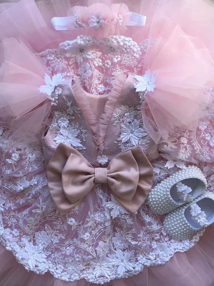 Pink and white dress with 3d flowers, pearls, beads. Dress with headband and booties for baby girl.Tutu dress for girl.Clothing set for girl