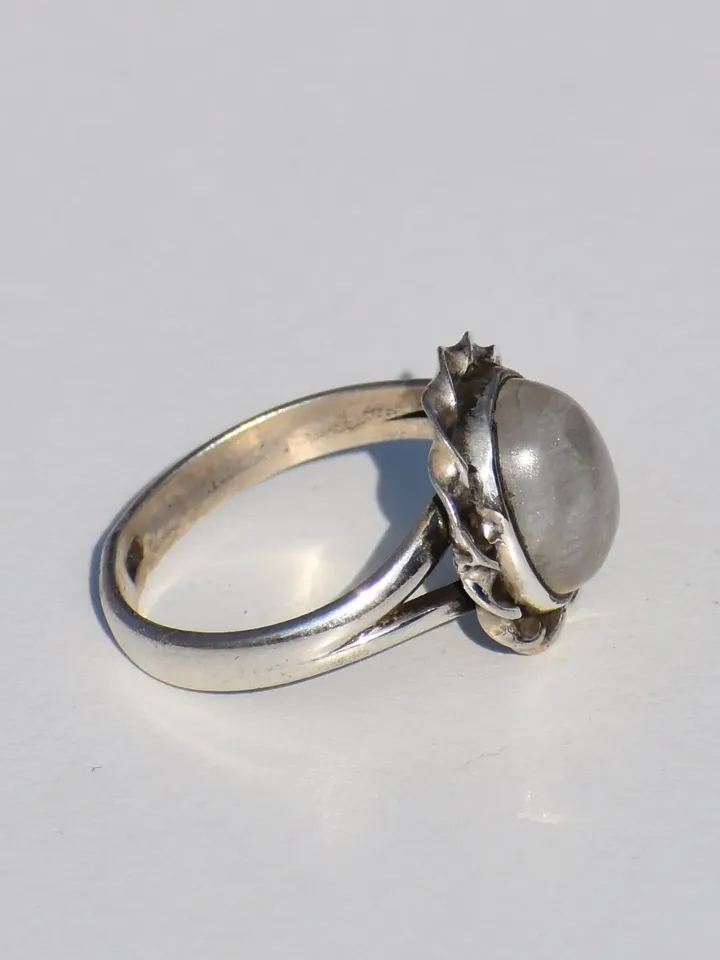 Moonstone Ring, Sterling Silver Ring, Natural Moonstone, Oval Gemstone, Solitaire Ring, Promise Ring, Stacking Ring, Everyday Ring, Gift Her
