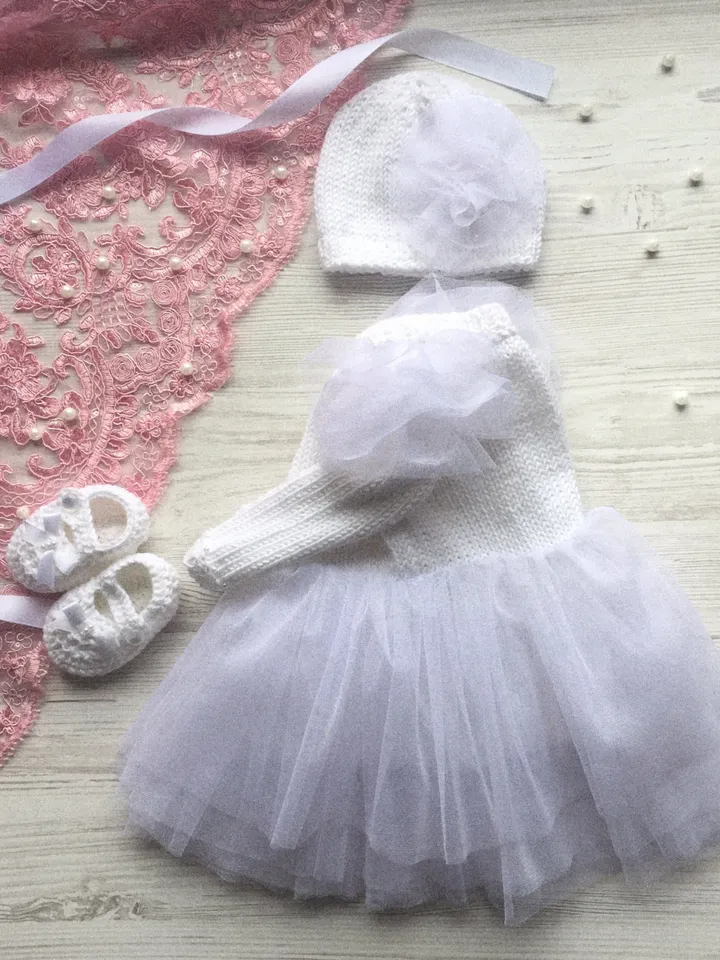 Clothing set for baby born. Hand made knitting dress. Take home outfit for baby girl. Gift for baby born girl. Dress for newborn.