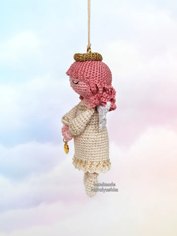 White Angel with heart, Keychain, Little crochet guardian Angel, Valentine day gift, Nursery decor