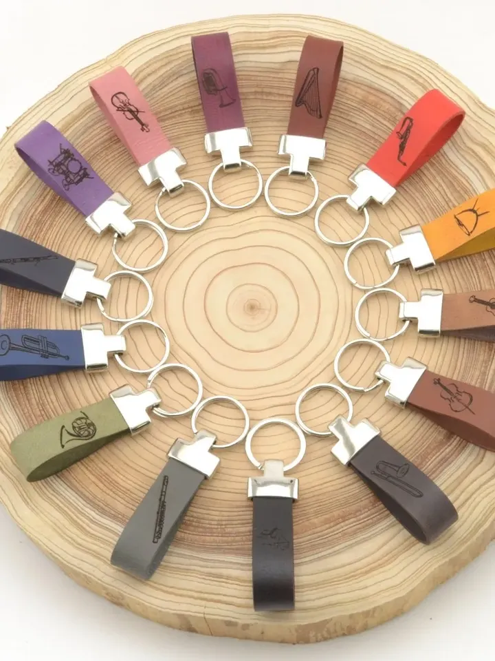 Personalized Music Instrument Leather Keychain, Graduation Gift for Students, Musician Piano Guitar Violin Trumpet Horn Cello Drums Player