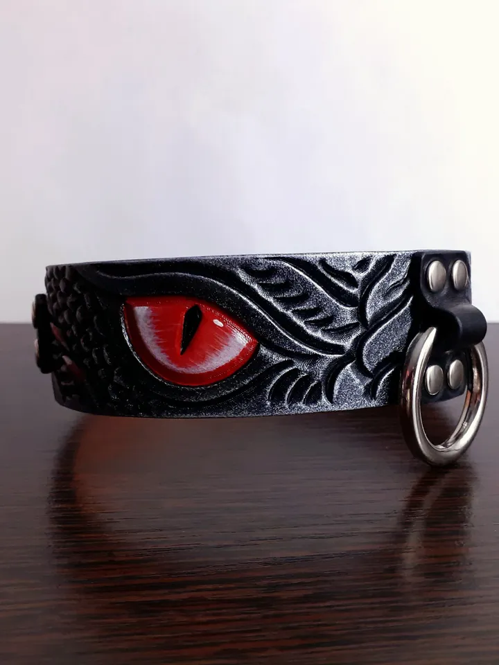 Luxury Dragon BDSM collar for submissive