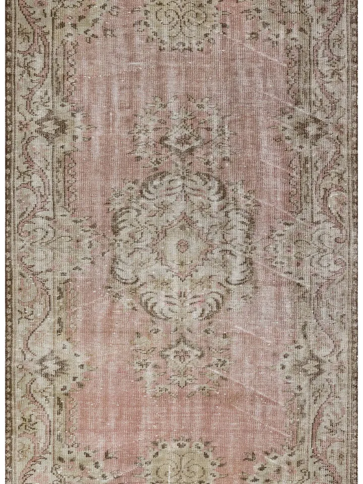 Wool Turkish Rug, Handmade Turkish Rug, Vintage Handmade Carpet, 135 x 230 .cm
