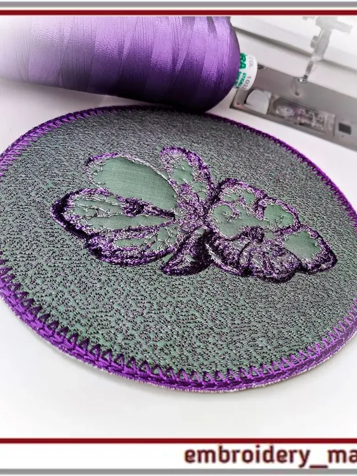 Embroidery design, napkin in the hoop with flowers sfumato and quilting
