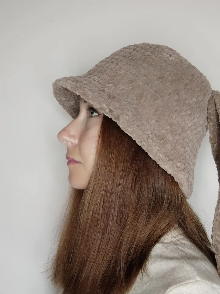 Brown bunny bucket hat with bunny ears. Fluffy bucket hat crochet. Plush bunny bucket hat. Gift for teens