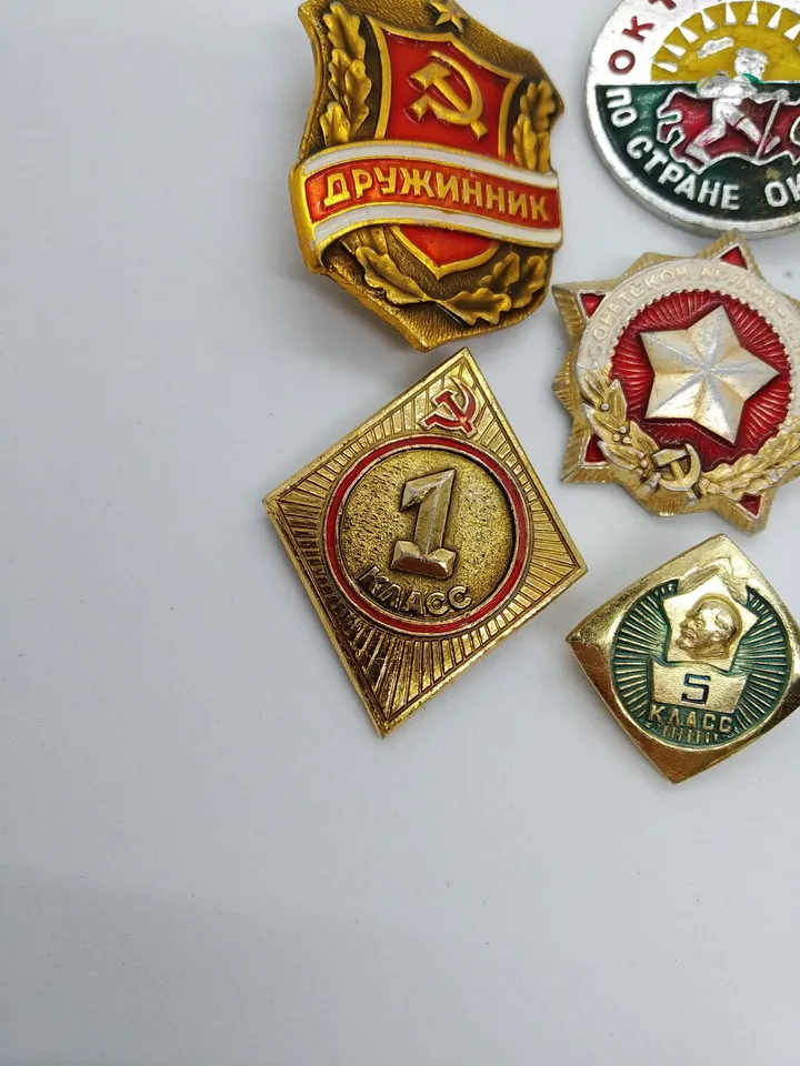 Soviet Badges with Symbols of the USSR Set of Pins of the Soviet Union 12 pieces