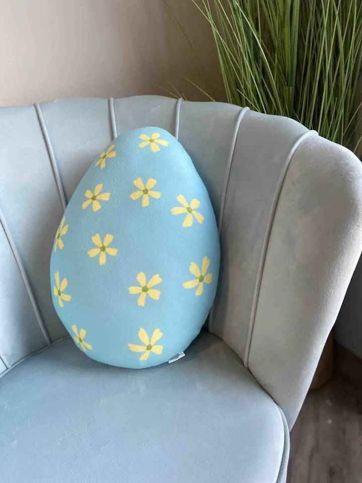 Easter Egg pillow / easter decoration / easter cushion / easter gift/ easter throw pillow / happy easter / farmhouse pillow