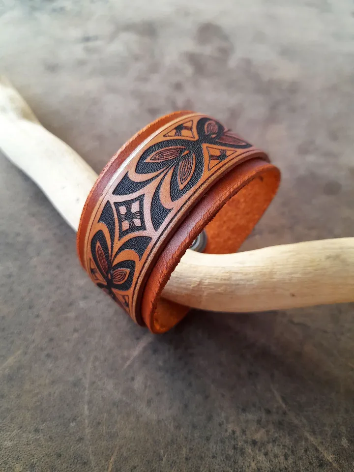 Ethnic Leather Bracelet, Native American Indian, Southwestern, Unisex, Gender Neutral, Full Grain Leather Cuff