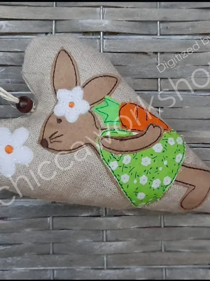 ITH 2 Cuore con coniglietti in Applique - Ricamo a macchina