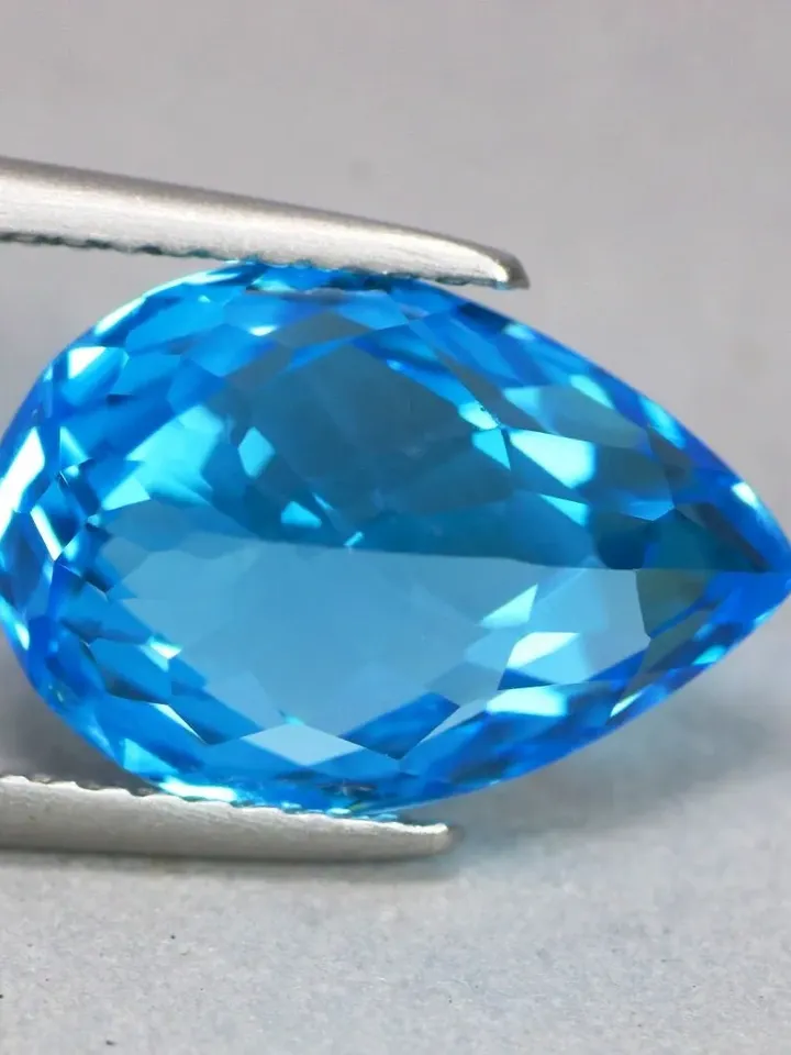 7.45 CT World Class VIP Quality 100% Natural Swiss Blue Topaz from Brazil
