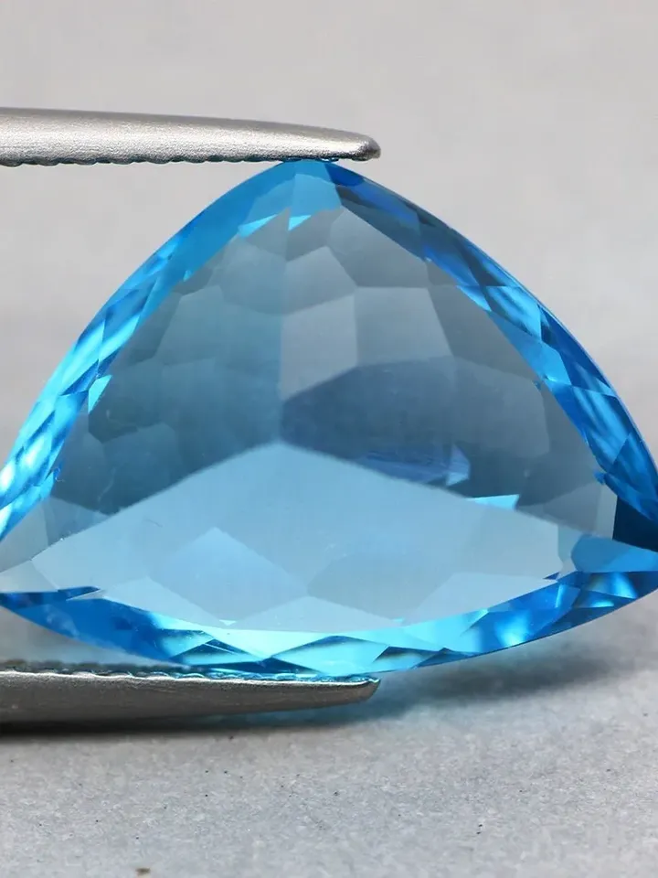 10.19 CT World Class VIP Quality 100% Natural Swiss Blue Topaz from Brazil