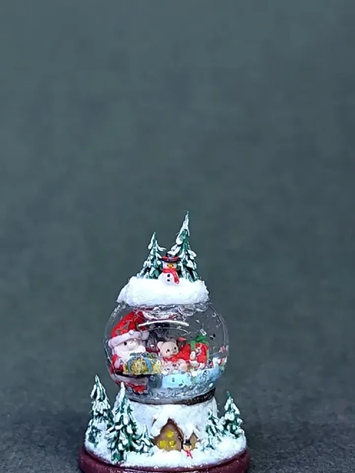 Dollhouse Micro snow Ball 1:12 Scale, Miniature Glass Snow Ball, Miniature Snow Ball, Dollhouse Christmas Snow Ball