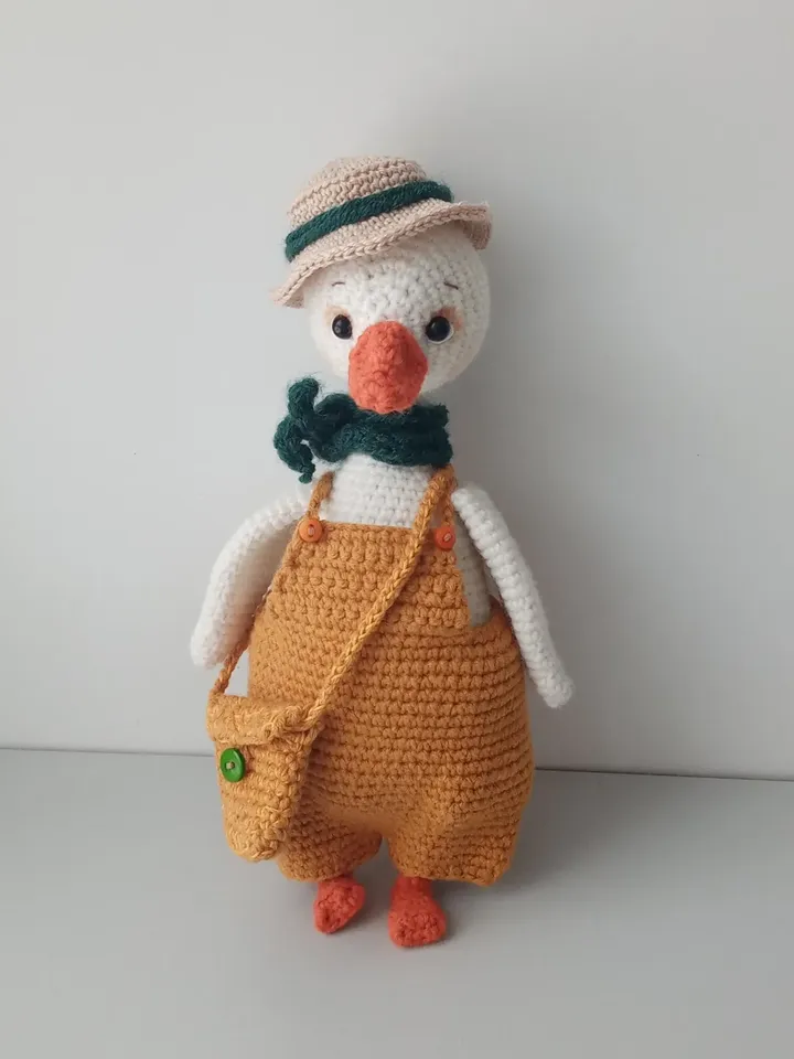 crochet goose, gift toy, white goose