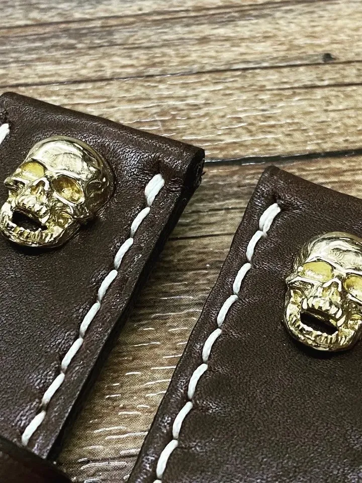 Brown Watch Straps in 24mm 26mm, Genuine Leather Watch Band, Handmade Wristwatch Band 22mm 21mm with cream white stitching Bronze Skull Stud