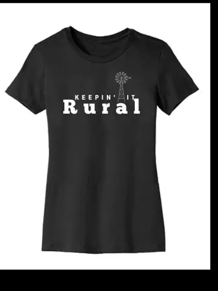 Keepin' It Rural Women's Graphic Tee