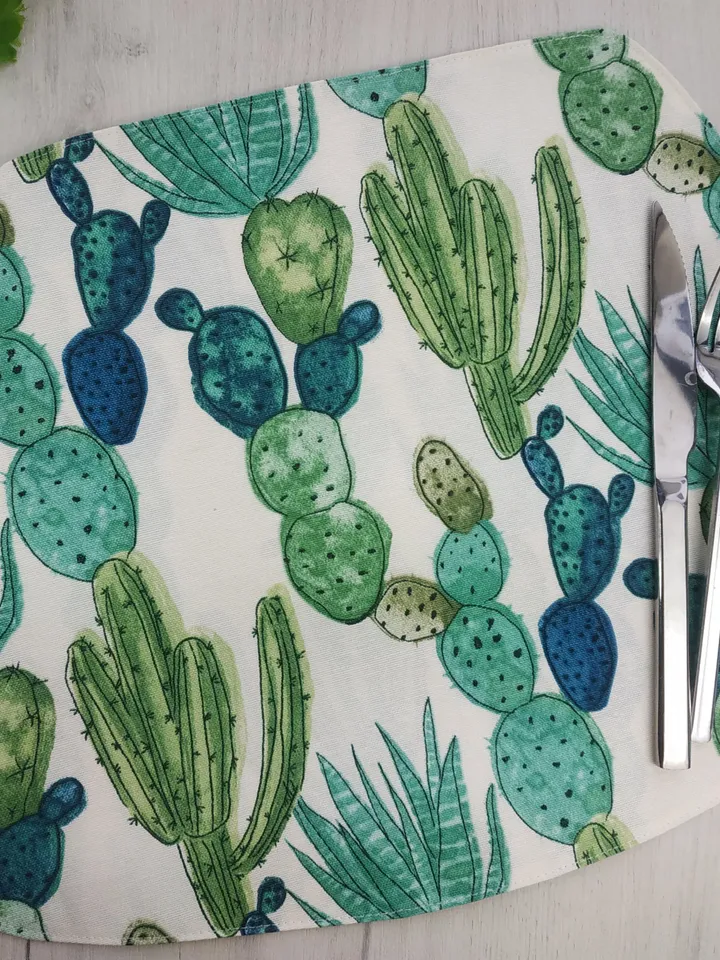 Cactus placemats set of 8, 6, 4 or 2, wedge placemats, washable placemat with water-repellent coating, round table mat