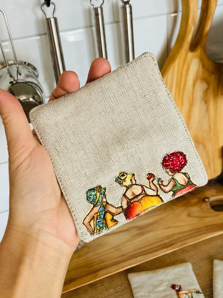 Set of 7 linen coasters