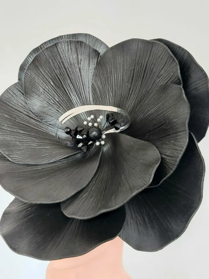 Giant anemone hat Black fascinator Derby headpiece Flower headband Church hat Flower hairpins Gothic style Halloween costume