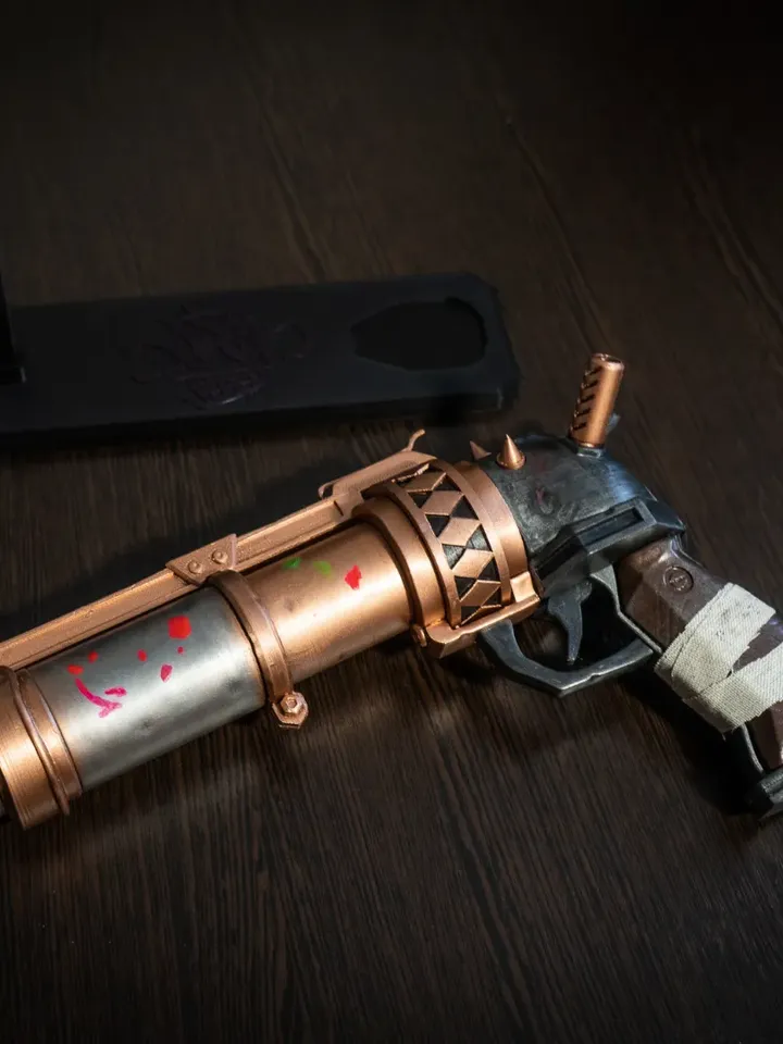 Jinx Gun Cosplay Prop – League of Legends Arcane Weapon