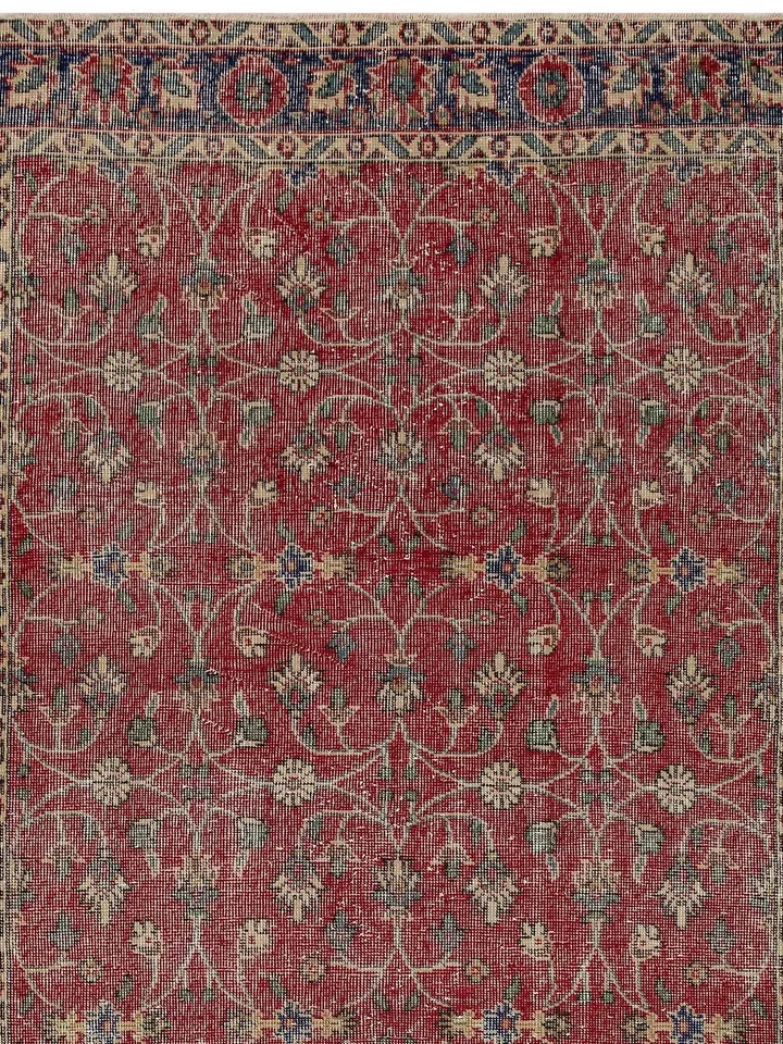 Make a Bold Statement with this Full Floral Red Turkish Rug - 5.2x8.5ft of Vintage Home Decor!