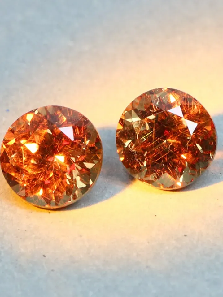1.75 CT Stunning Rarest Unheated 100% Natural Color Change Garnet Tanzania Pair
