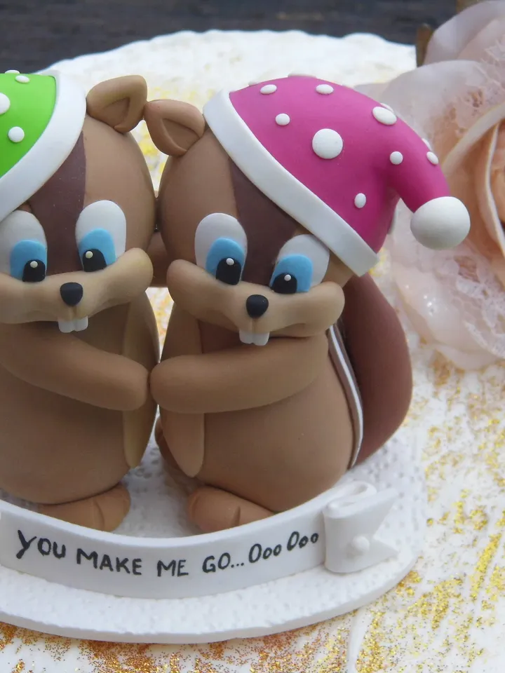 Woodland Animal Wedding Cake Topper, Chipmunks In A Loving Embrace Keepsake, Woodland Animal Cake Figurine, Custom Wedding Gift For Couple