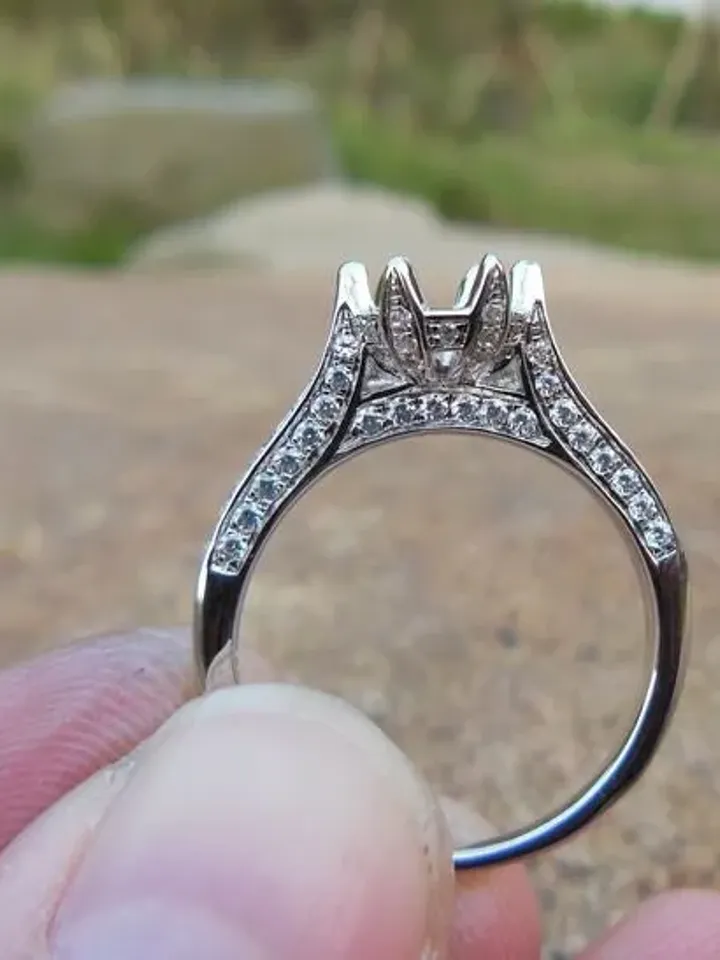 Round 6.2MM in Solid 14K White Gold Fashion Semi Mount Ring / Diamond Ring