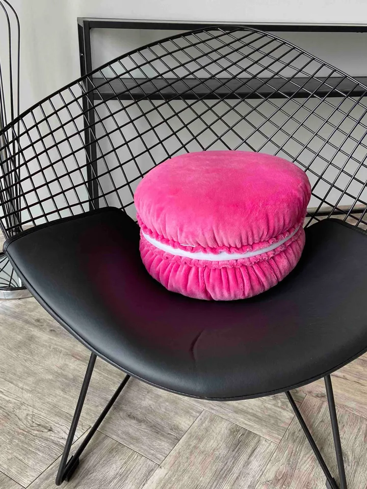 Macaroon pillow Fuchsia / macaron pillow / plush macarons / macaroons cushion / french macaron / french cookie