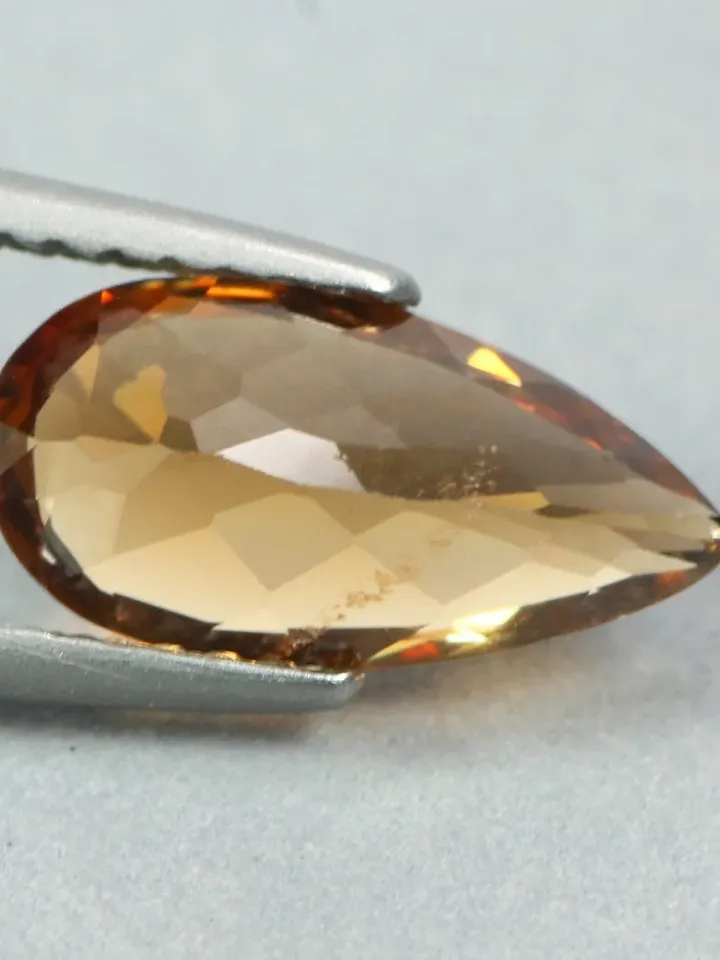 2.00 CT Superb ! Brown Color Unheated 100% Natural Enstatite Gemstone